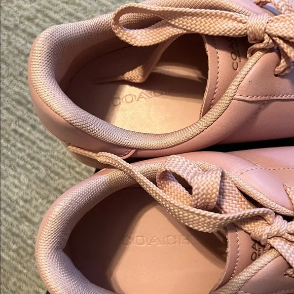 EXCELLENT CONDITION, COACH HIGH LINE SNEAKER
DUSTY ROSE COLOR SIZE 7.5 - Picture 7 of 8